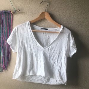 BRANDY MELVILLE WHITE CROP TOP